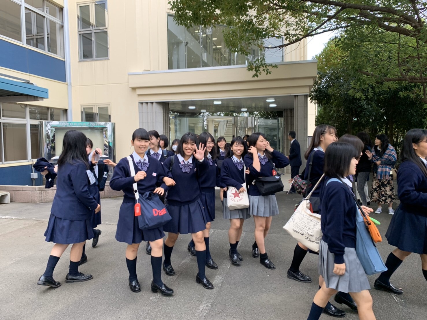 神奈川県平塚学園男子制服